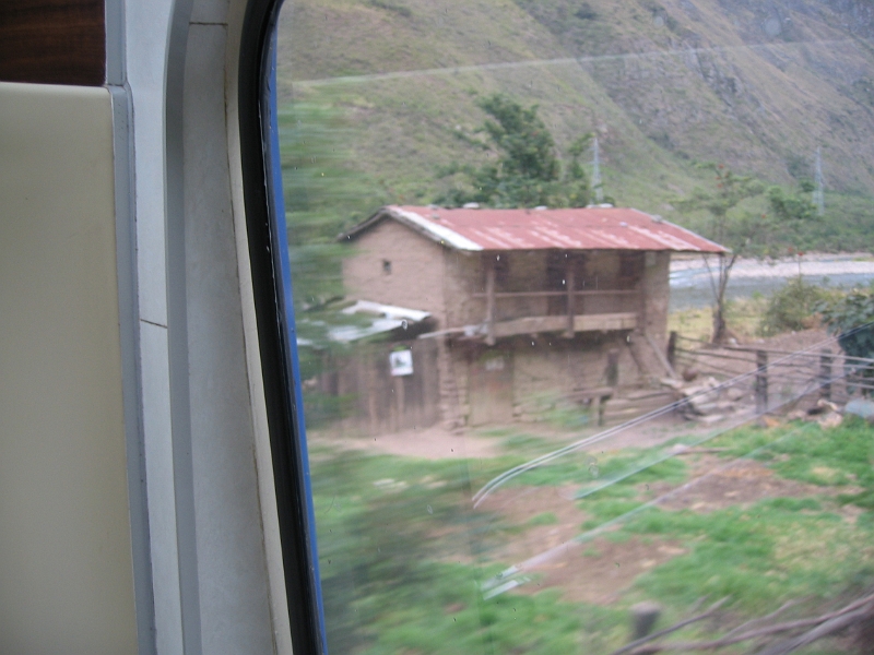 0806100040.JPG - Day 4, Tuesday, June 10, enroute to Machu Picchu