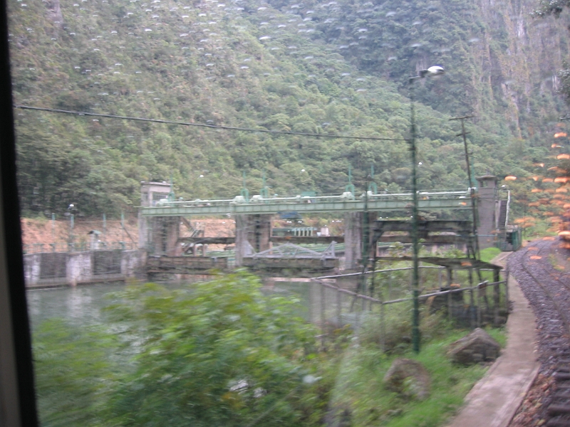 0806100047.JPG - Day 4, Tuesday, June 10, enroute to Machu Picchu